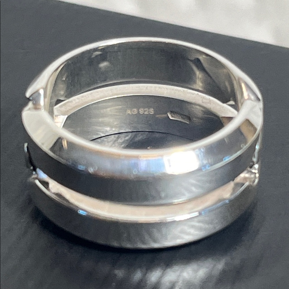Gucci Infinity Knot Ring Size 6US - Picture 10 of 16